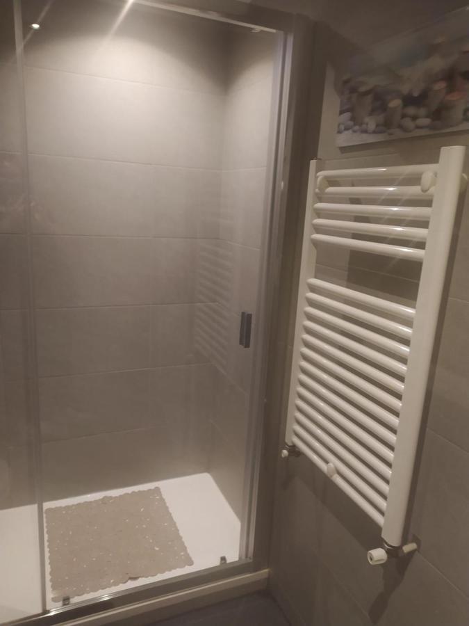 Habitaciones En El Centro De マドリード エクステリア 写真